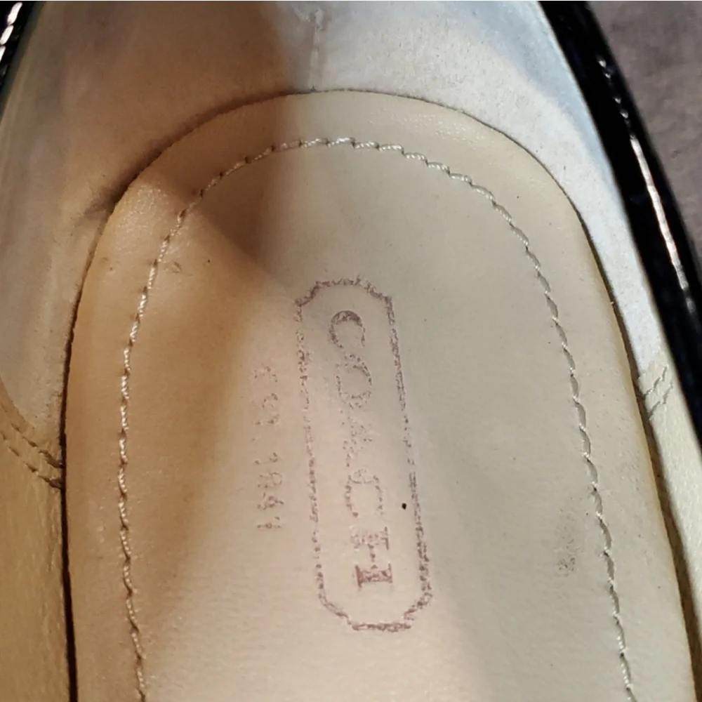 COACH Enrica Jacquard Patent Logo Flats Loafers Shoes EUC
